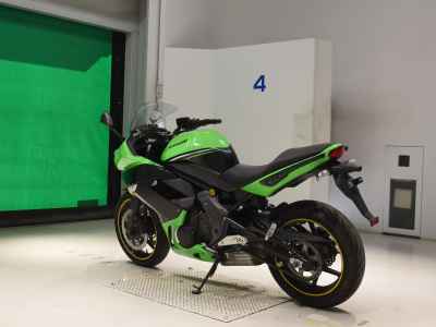Kawasaki Ninja 400R 2012