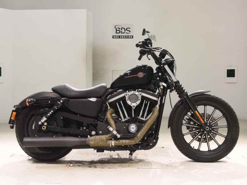 Harley-Davidson Sportster Iron XL883N 2010