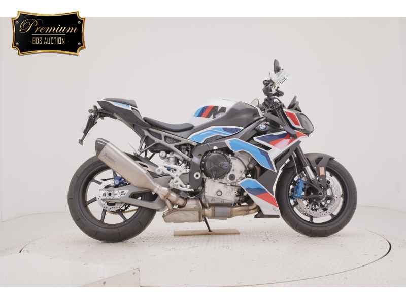 BMW M1000R 2025