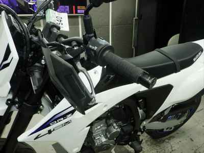 Suzuki DR-Z4SM 2025