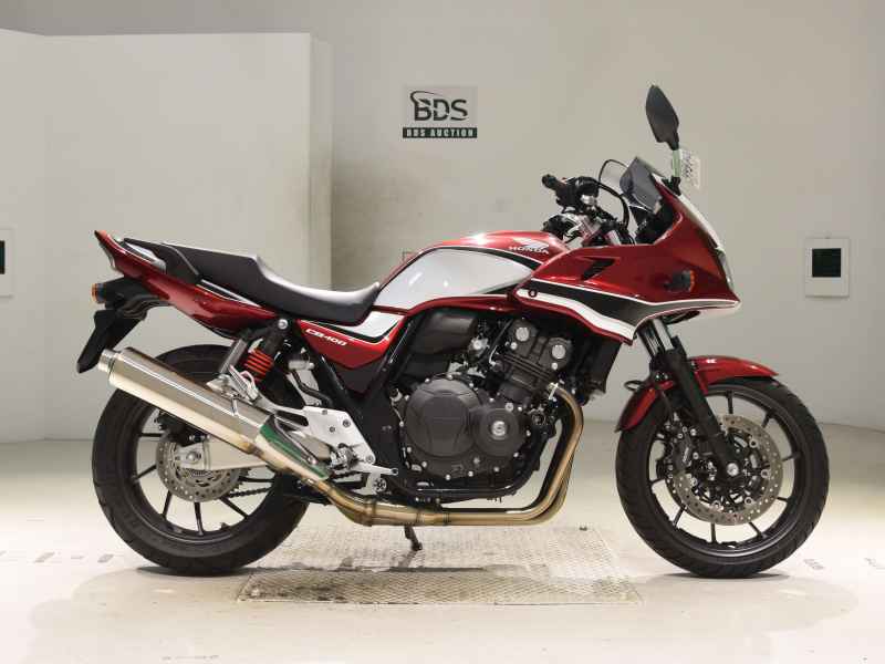 Honda CB400 Super Boldor 2021