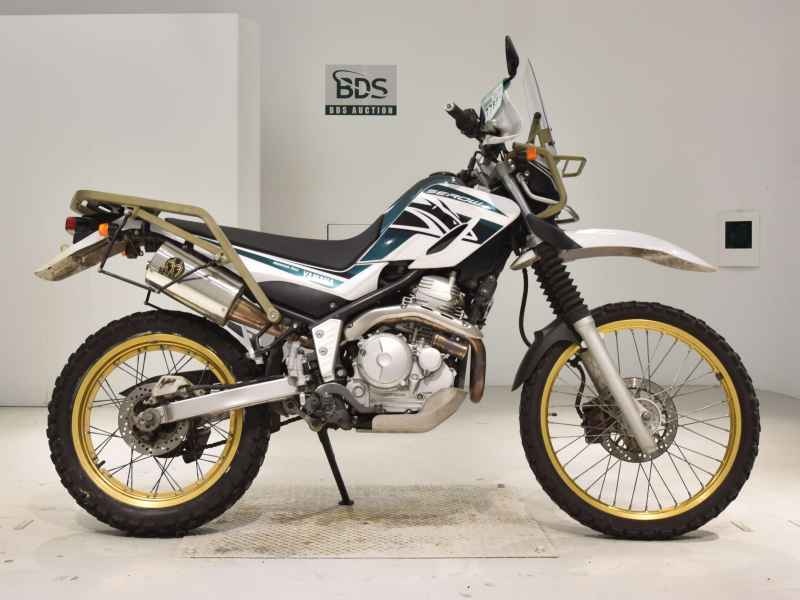 Yamaha XT250 Serow 2017