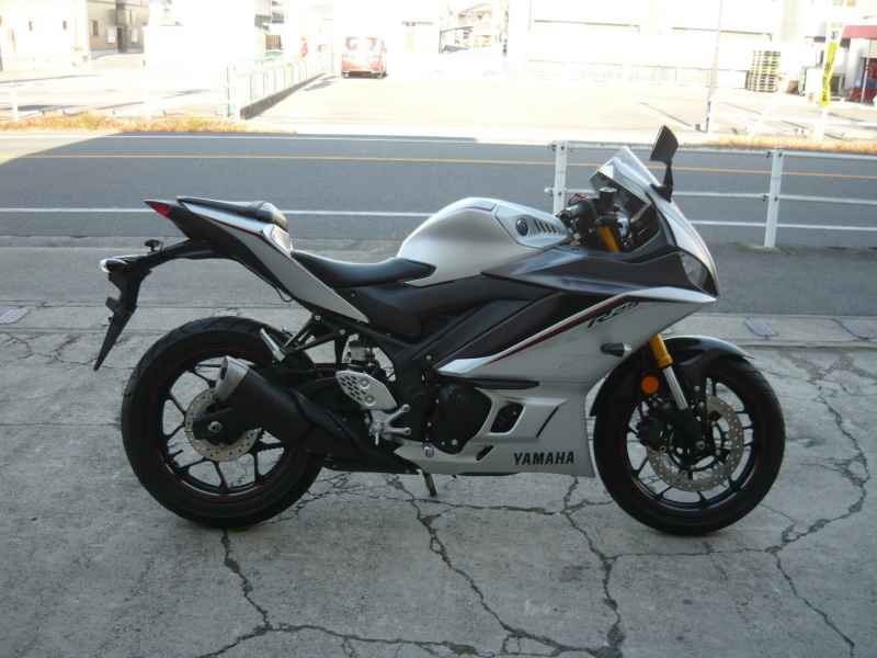 Yamaha YZF-R25 2020