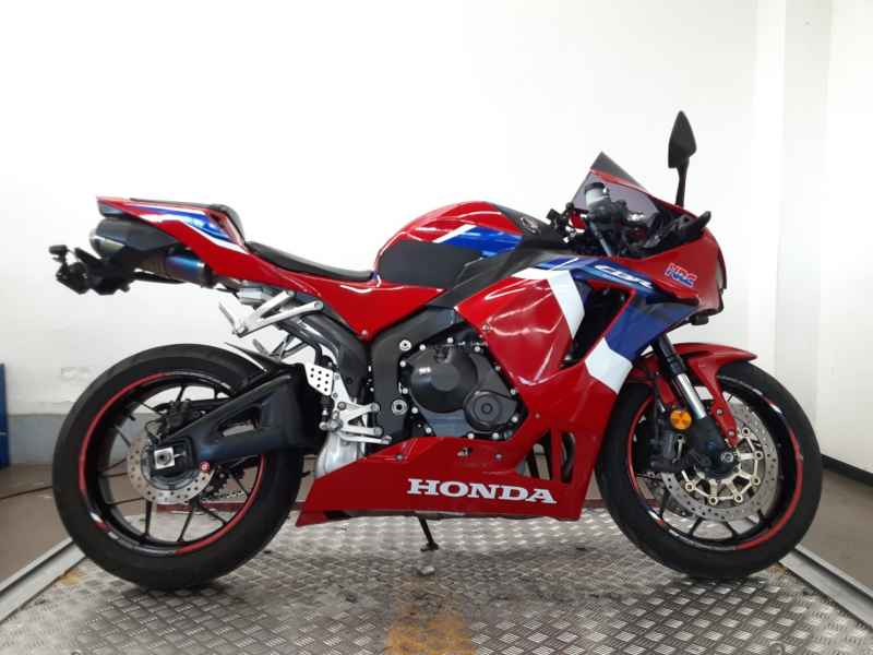 Honda CBR600RR 2021