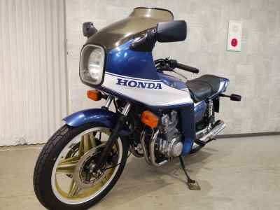 Honda CB900F 2024