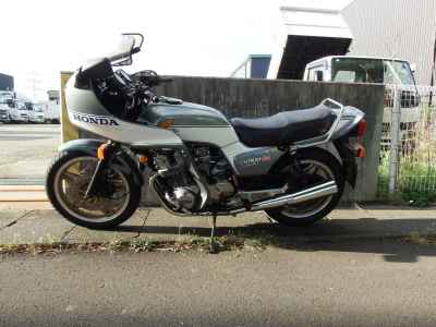 Honda CB900F 2022