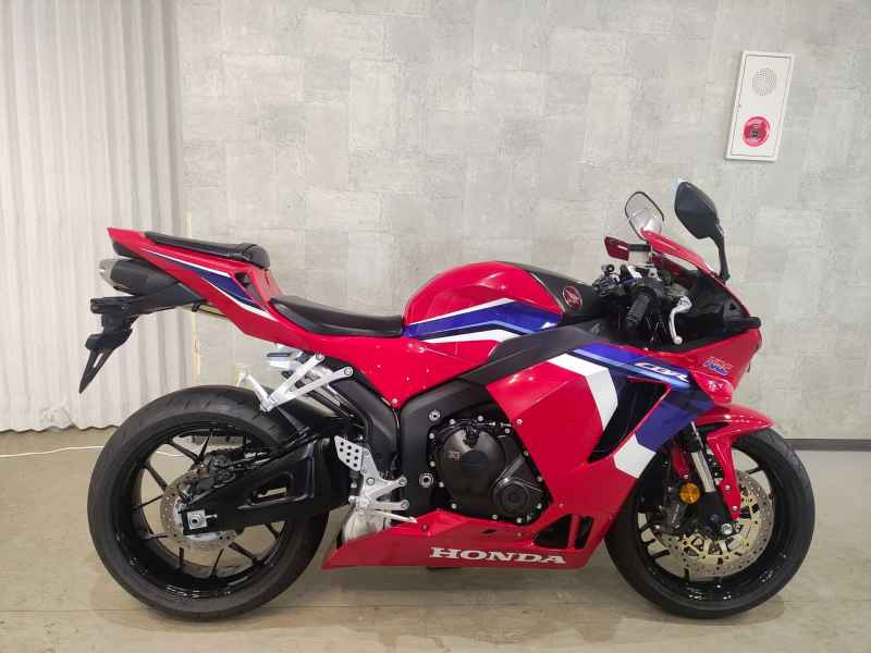 Honda CBR600RR 2021