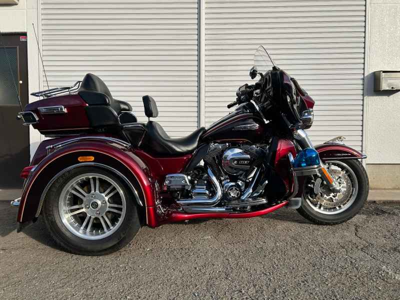 Harley-Davidson Electra Glide FLHTCU1690 Trike 2014