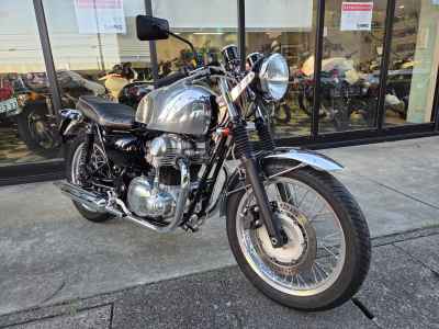 Kawasaki W400 2006