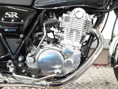 Yamaha SR400 2022