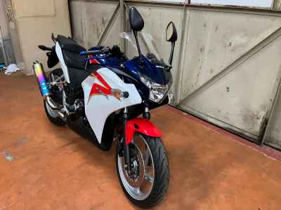 Honda CBR250R