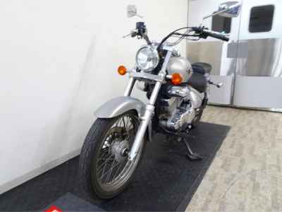 Suzuki Intruder 250LC