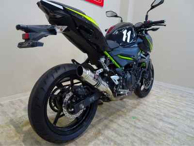 Kawasaki Z400 2023