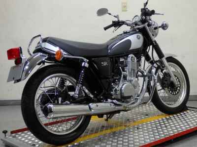 Yamaha SR400 2022