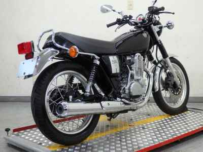 Yamaha SR400 2020