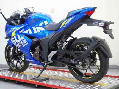 Suzuki Gixxer 250SF