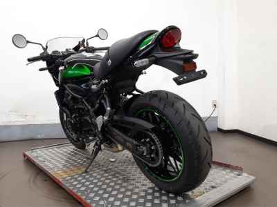 Kawasaki Z900RS Cafe 2025