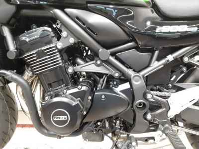 Kawasaki Z900RS Cafe 2025