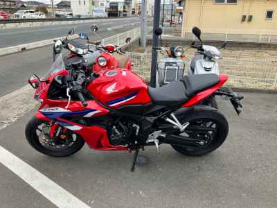 Honda CBR650R E-Clutch 2024