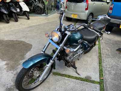 Suzuki Intruder 250LC