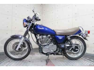 Yamaha SR400 2021