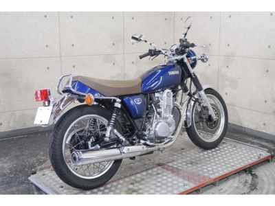 Yamaha SR400 2021