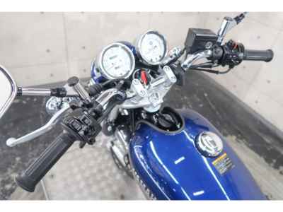 Yamaha SR400 2021