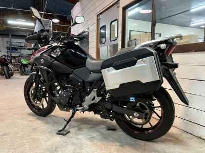 Suzuki GSR250