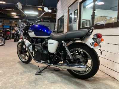 Triumph Bonneville T100 2015