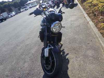 Kawasaki Z900RS 2025