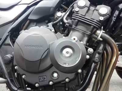 Honda CB400SFV 2016