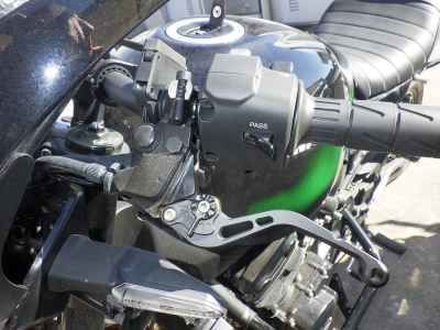 Kawasaki Z900RS 2025