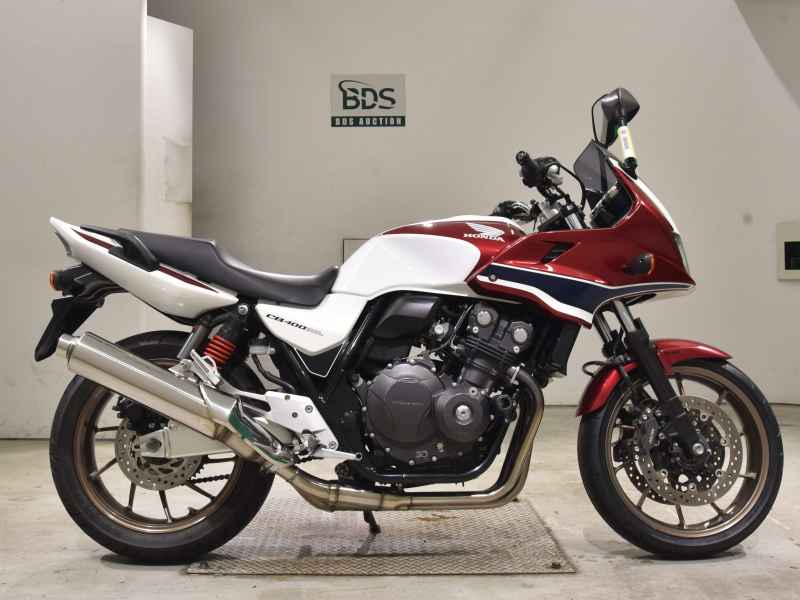 Honda CB400 Super Boldor 2017