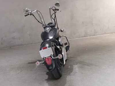 Yamaha XVS400 Drag Star