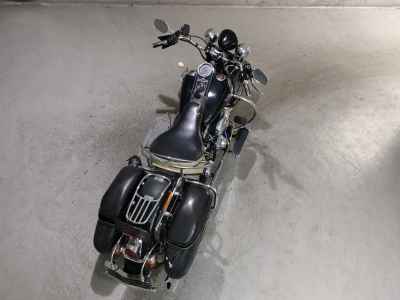 Harley-Davidson Deluxe FLSTN1580 2010