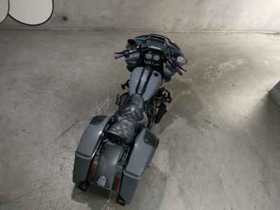 Harley-Davidson Road Glide FLTRXSE1923 CVO 2018