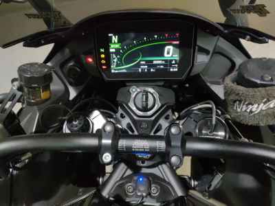 Kawasaki Ninja H2 SX 2022