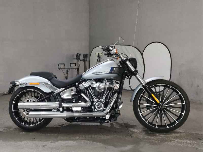 Harley-Davidson Breakout FXBR1920 2023