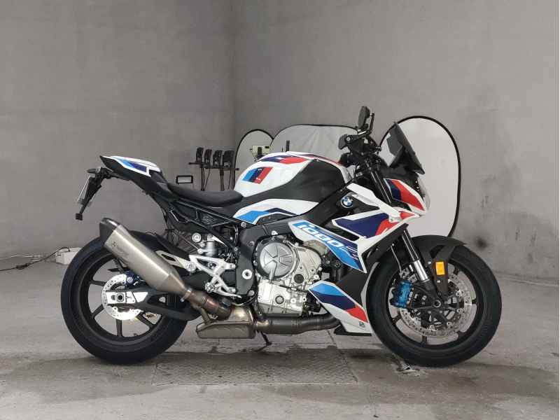 BMW M1000R 2024