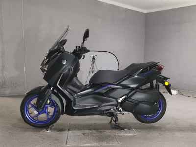 Yamaha XMAX 250