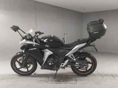 Honda CBR250R 2011