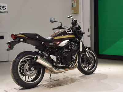 Kawasaki Z900RS 2025