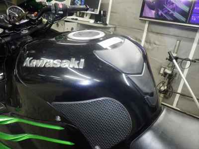 Kawasaki Ninja ZX-14R 2014
