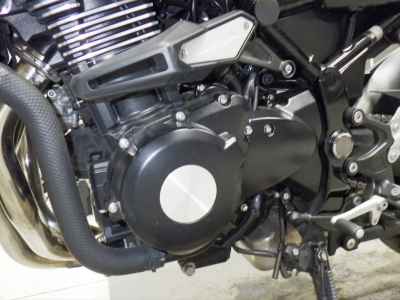 Kawasaki Z900RS 2024
