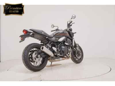 Kawasaki Z900RS 2024