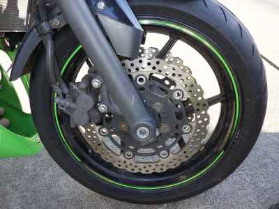 Kawasaki Ninja 400R 2011