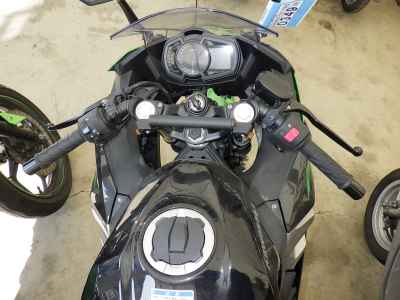 Kawasaki Ninja 400 2025