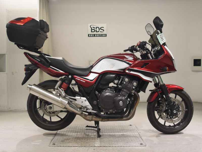 Honda CB400 Super Boldor 2022