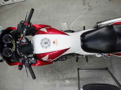 Honda CB400 Super Boldor 2018