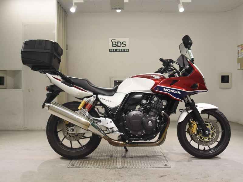 Honda CB400 Super Boldor 2018